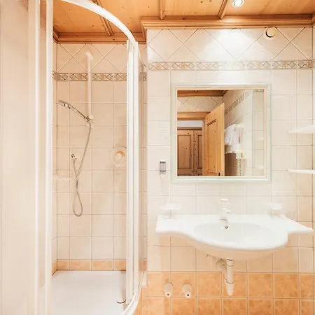 Otel Hoferwirt - Neustift, Stubai Rehoboth Beach