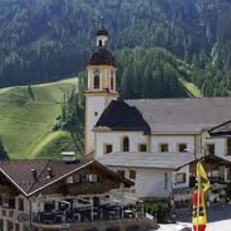 Otel Hoferwirt - Neustift, Stubai