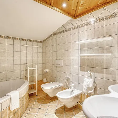 Hoferwirt - Neustift, Stubai Hotel