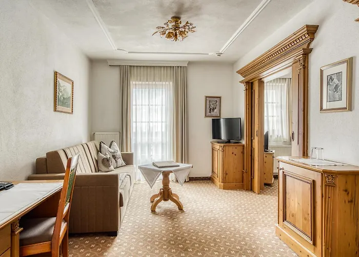 Hoferwirt 3* نيوستيف ام ستوبيتا