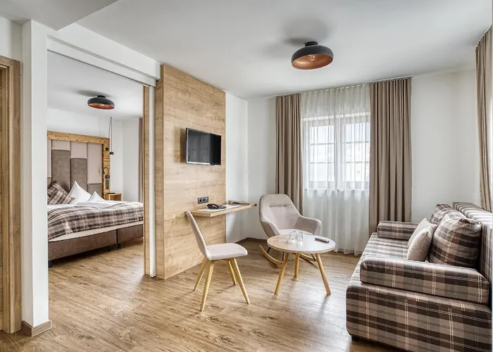 Hoferwirt 3* نيوستيف ام ستوبيتا